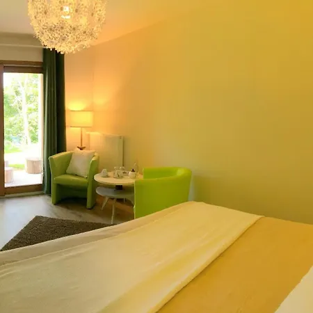 Le Jardin Des 4m 住宿加早餐酒店