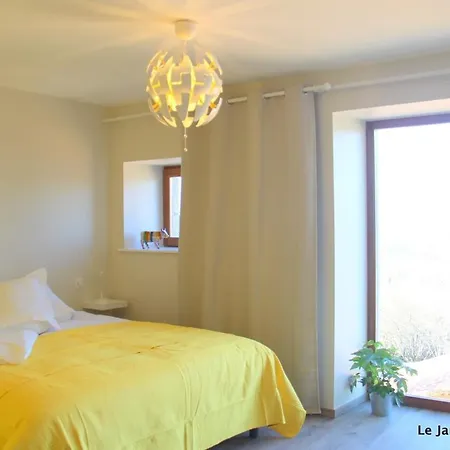 Le Jardin Des 4m 3* Saint-Regis-du-Coin